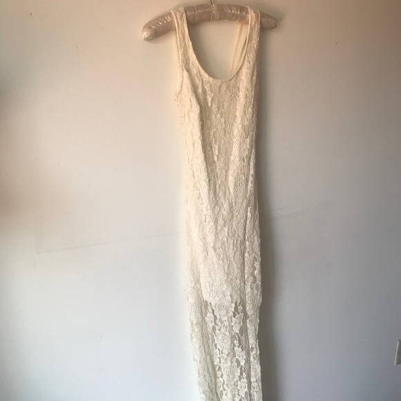 WHITE LACE MAXI DRESS - Picture 8 of 11